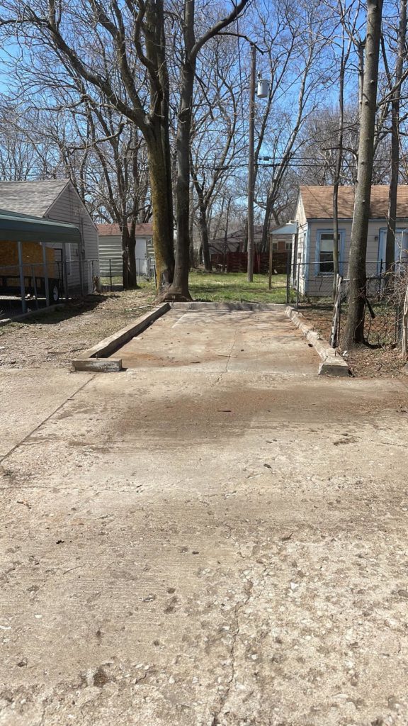 garage-and-tree-demo-job