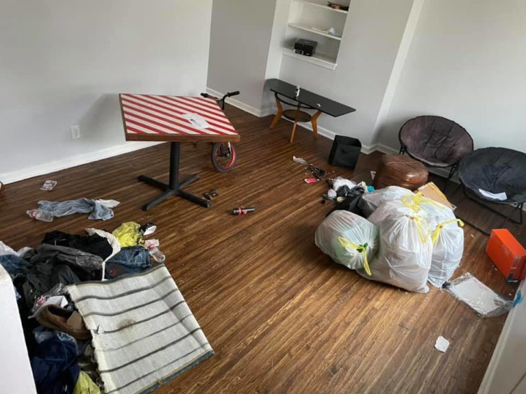 trashy-apartment-clean-out before